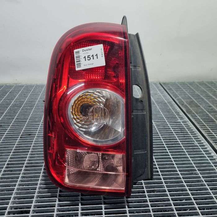 Stop Stanga Dacia Duster - SUV 4 Usi (1511) Bec clasic