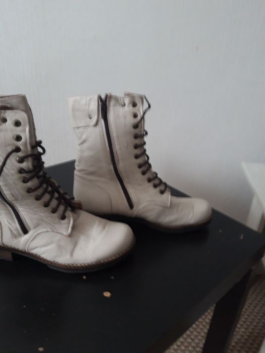 Продам кожанные ботинки Турция