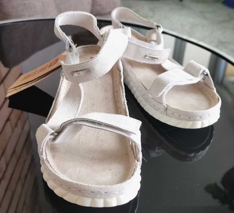 Нови дамски сандали 38, 39 номер