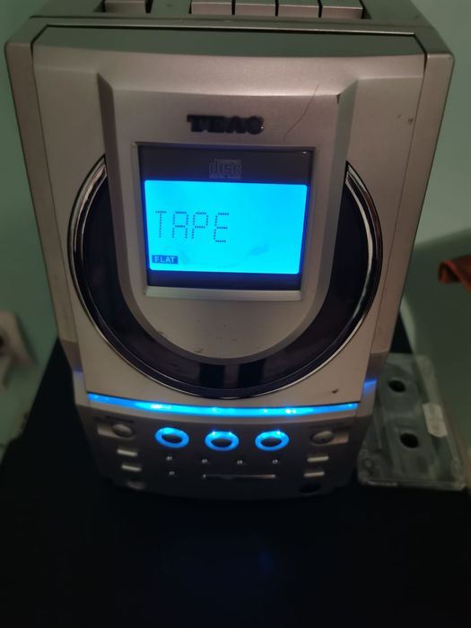 TEAC radio cd și caseta in stare de funcționare