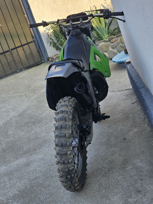 Citiți anunțul Vând urgent Kawasaki kx power valve 125 cc 2T