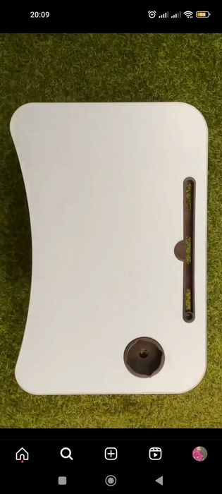 Столик для ноутбука