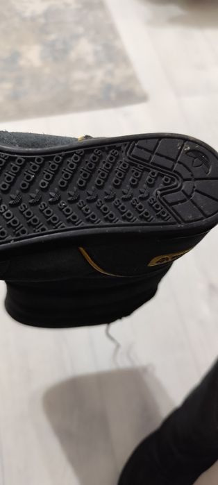 Женские зимние уги