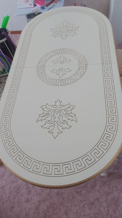 Продам стол в хо