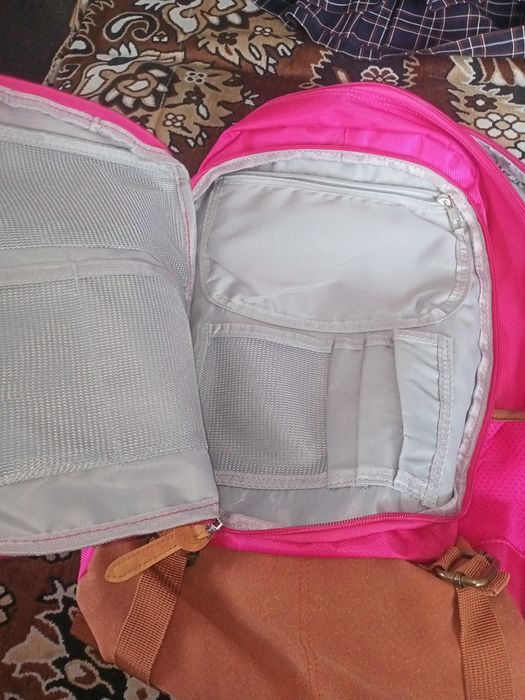Школьный, розовый рюкзак