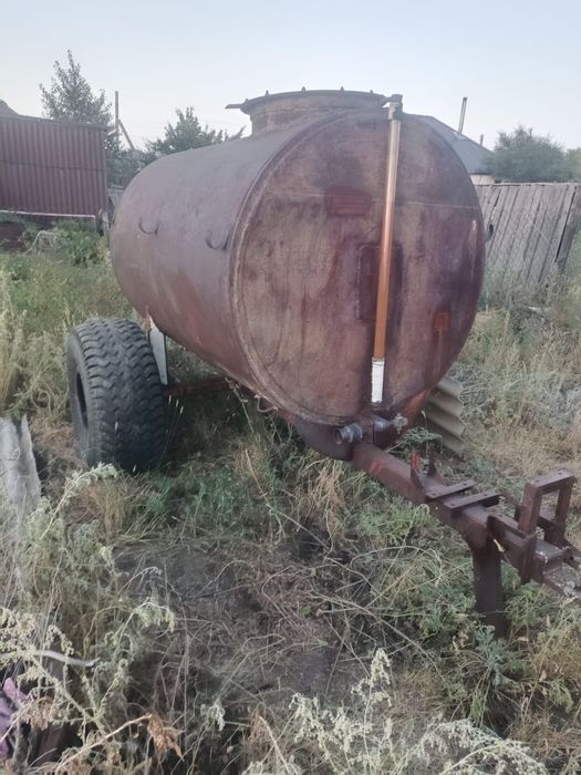 Продам бочку 3 Куба