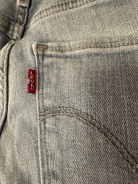 Blugi Levi’s 721 High Rise