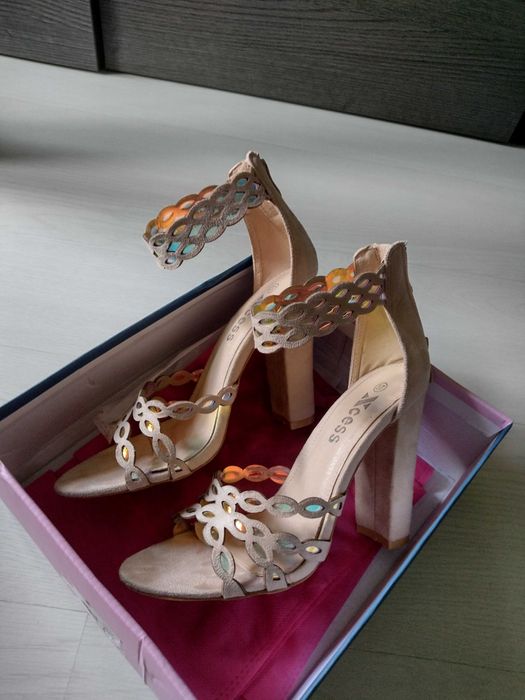 Дамски сандали велур