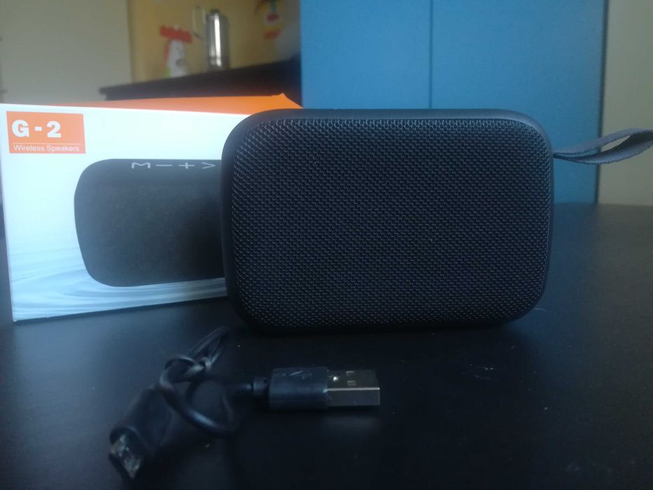 Bluetooth колконка с FM радио - нова, в опаковка