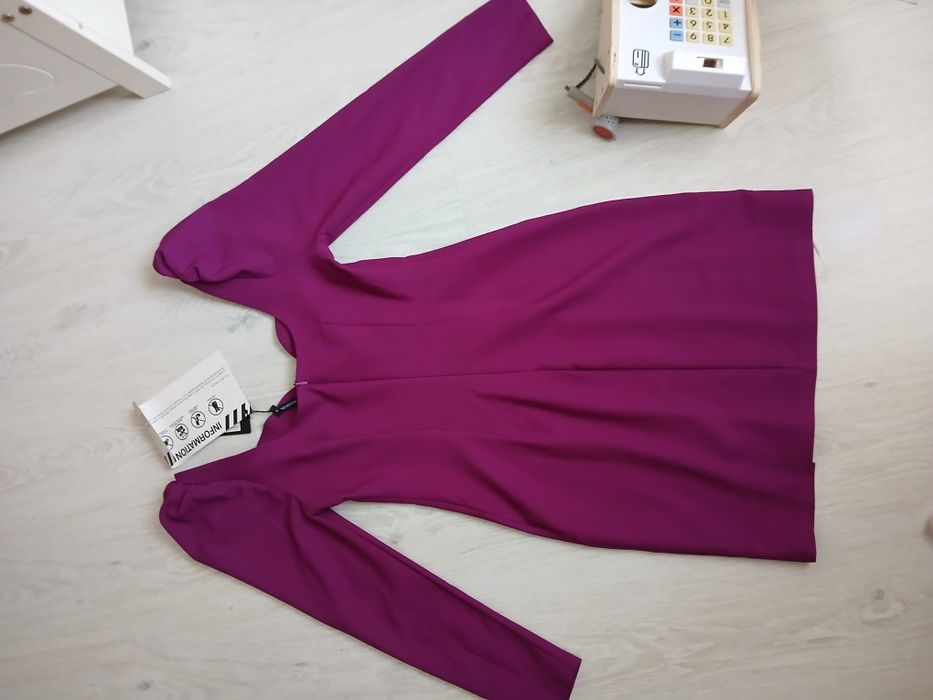 Rochie cu maneci lungi