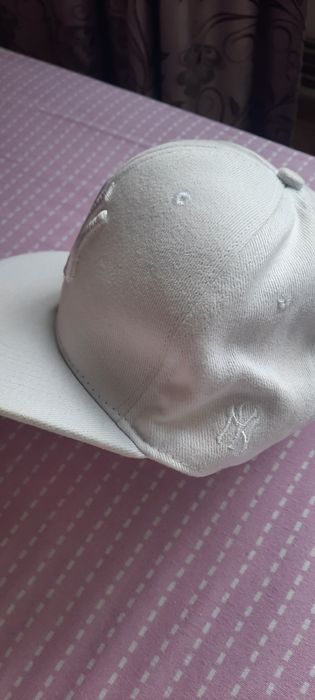 Sapca new era snapback (reglabila) sau schimb cu una fitted cap