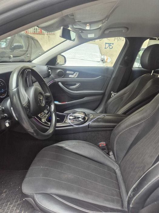 Mercedes-Benz E200 4MATIC | 2017 | Eleganta, confort