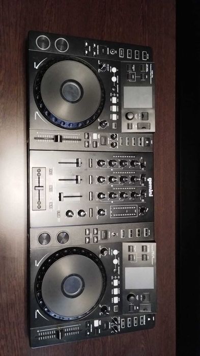 Consola mixaj DJ Gemini CDMP-7000