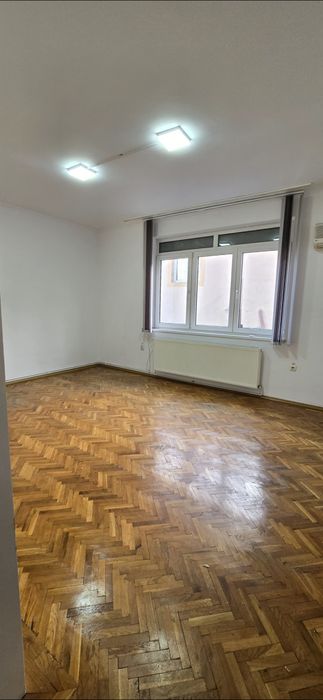 Casă de Închiriat, Preț 500 Euro + TVA! 0772 203 164 Alina Cozma