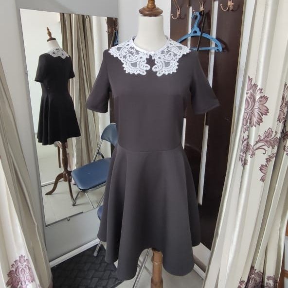 Школьное и базовое платье