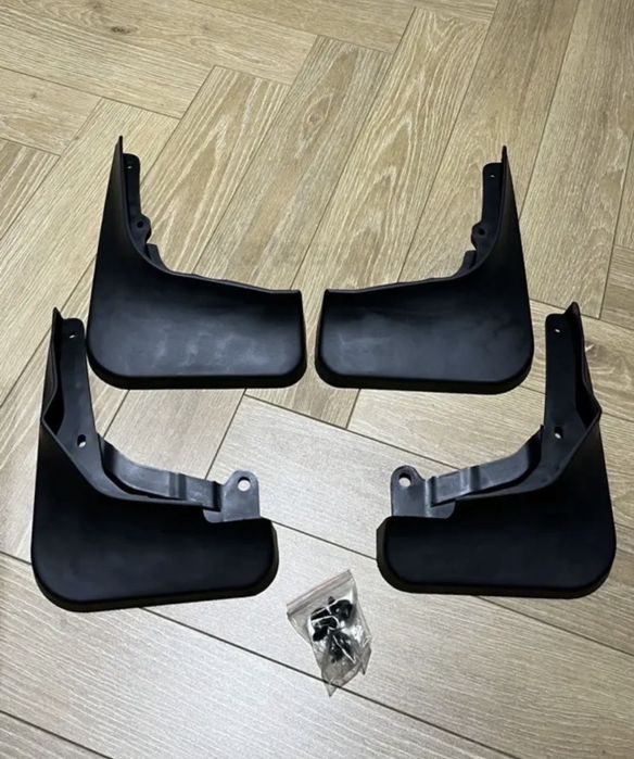 Резиновые полики Geely Azkarra