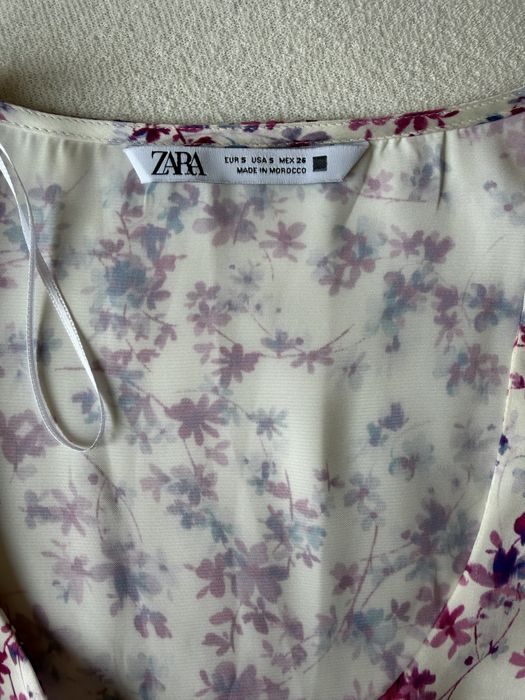 Сатенена рокля ZARA