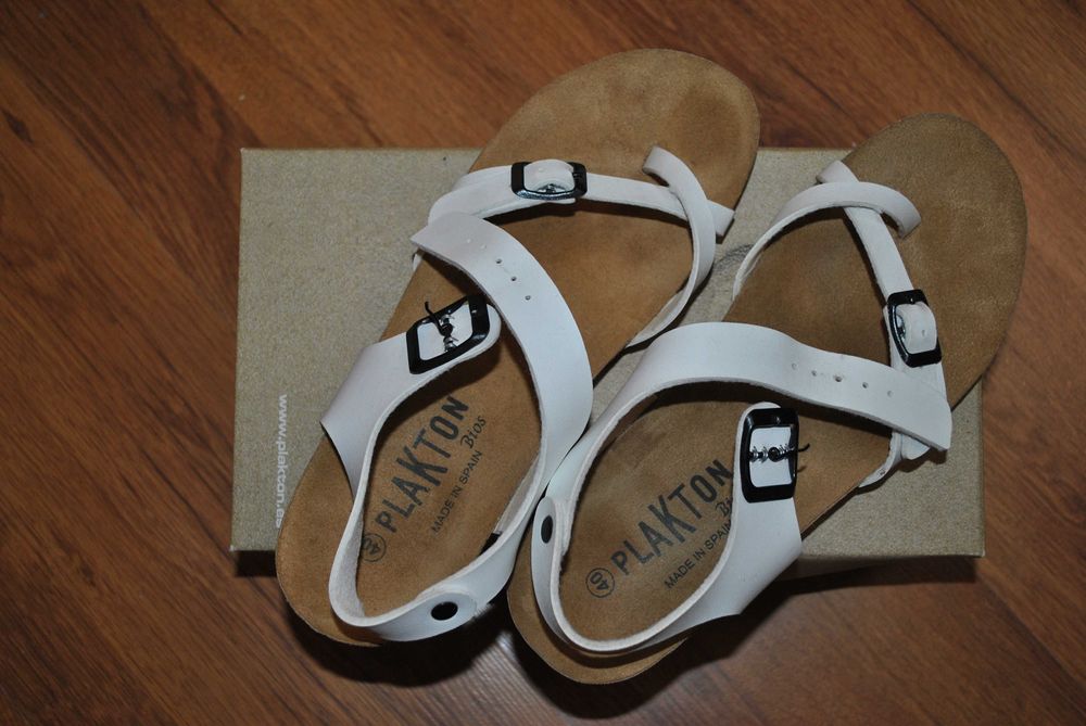 Кожени ботуши и други обувки