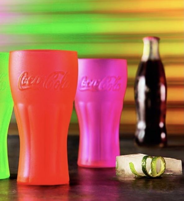 СРОЧНО Продам стаканы кола