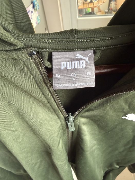 Екип закупен от магазин на Пума. Размер Л.