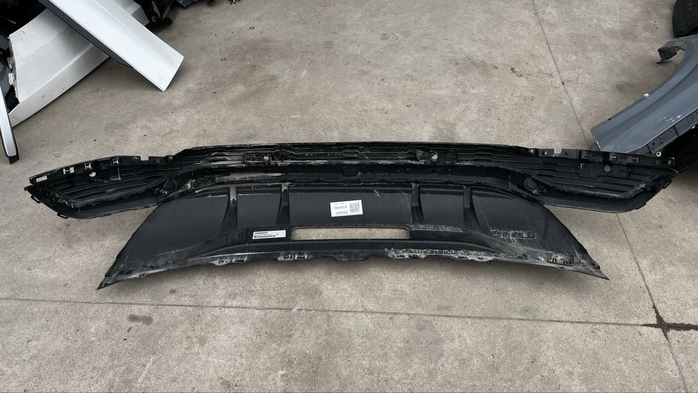 дифузьор Audi Q8 E-Tron 2022- 4бр