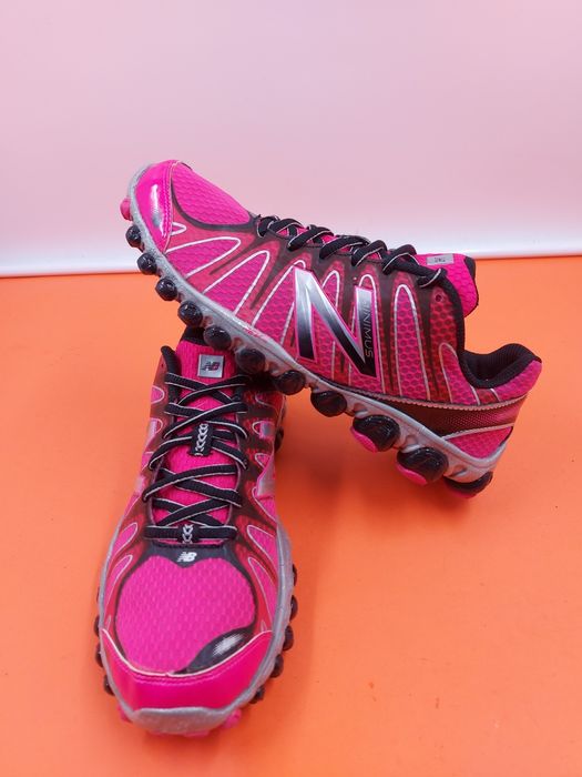 New Balance номер 40.5 Оригинални маратонки