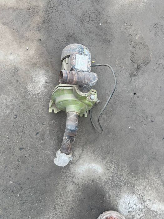 Сув. Насос. Сотилади