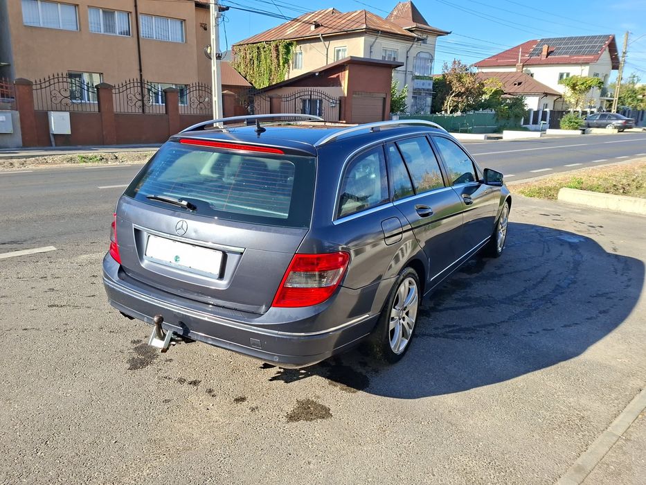 MERCEDES-BENZ C-Class 2010 — imagine 2