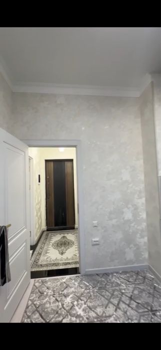 1 xonali uy sotiladi