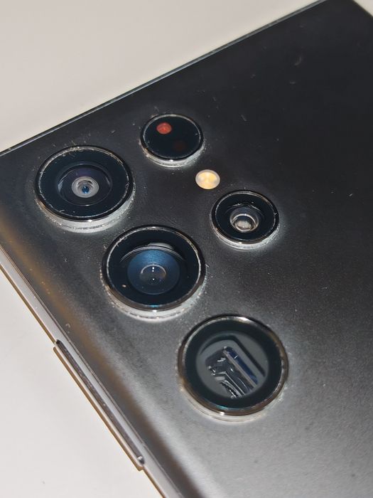 Samsung S22 Ultra 256GB - Impecabil