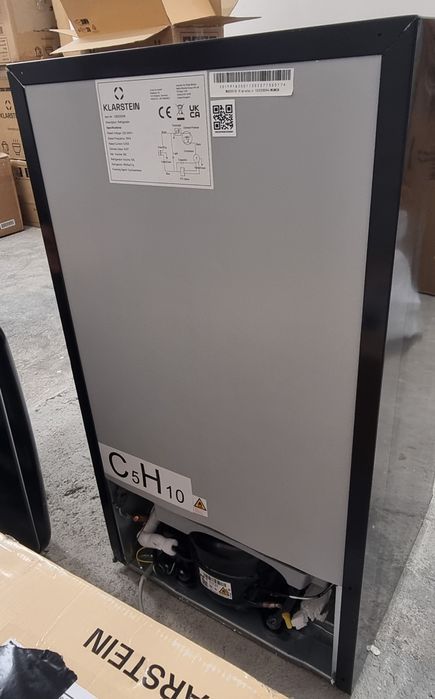 Хладилник Klarstein 90L с дървесен дизайн