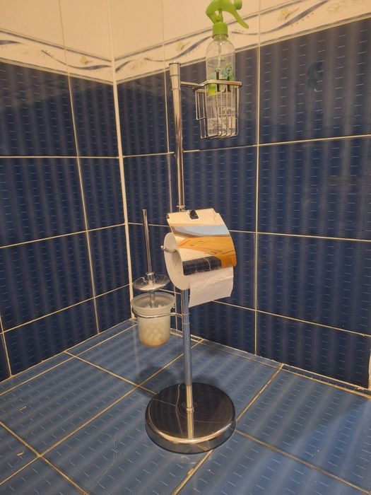 Держатель туалетной бумаги