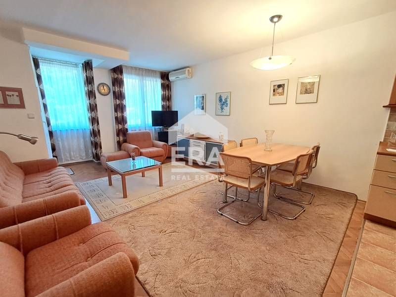 Продава се Тристаен апартамент в Варна, Център - 88 кв.м за 2944 €/кв.м - Снимка #2