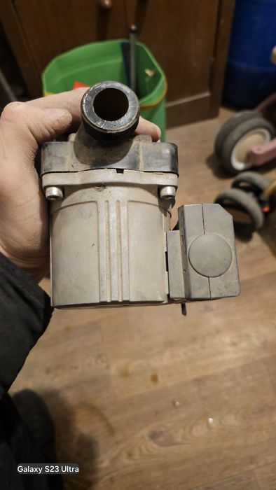 Vând  Centrala  Milenium