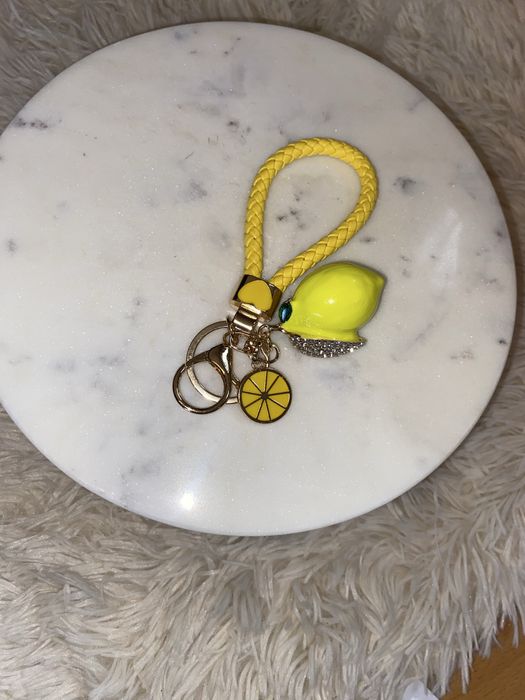 Bag charm cu lamaie- Accesoriu pentru geanta