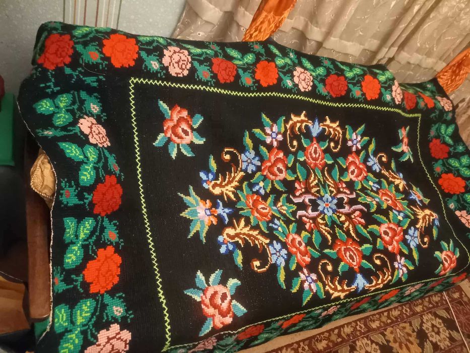 Cuvertură tradiţională deosebită 220x140 cm  Peretar