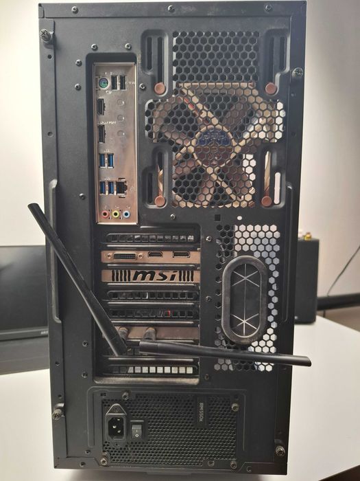 Sistem Editare Video PC Desktop