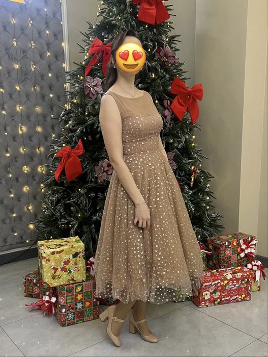 Нарядное платье.