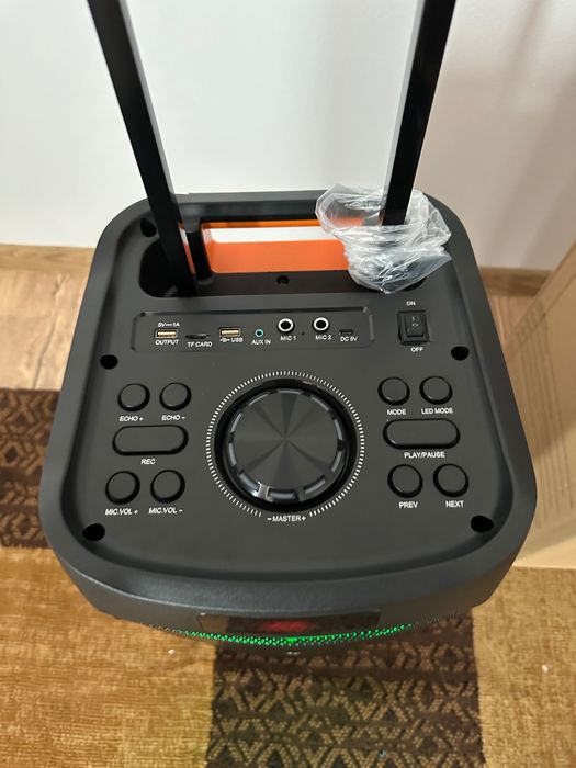 Vand Boxa Portabila !