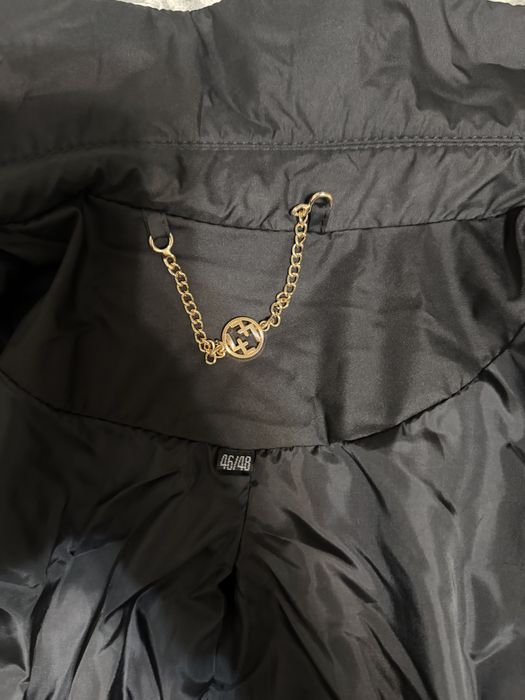 Продам куртку весна -осень MaxMara