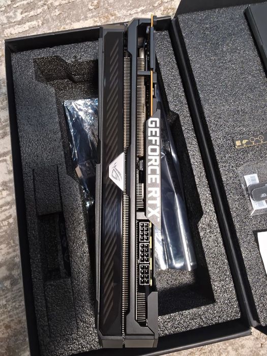 3090 ASUS ROG Strix 24GB