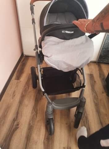 Бебешка количка MOMMY