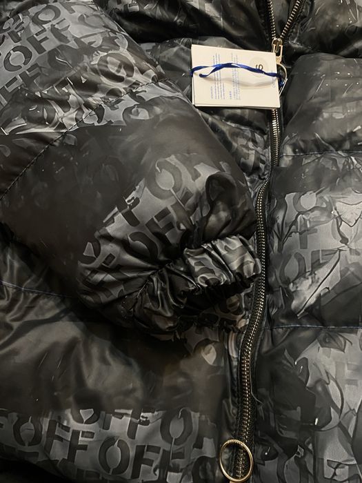 Geaca Off White model RAR