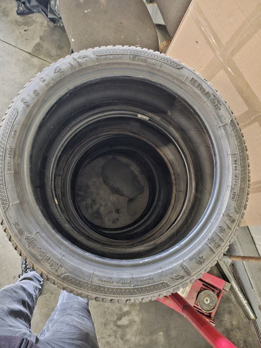 Anvelope iarna 224 45 r17