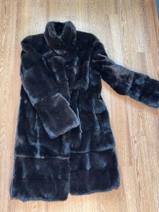 Продам норковую шубу