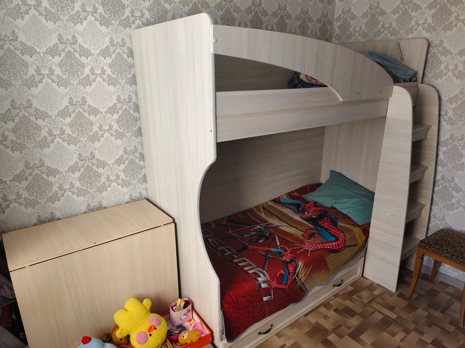 Продам детский гарнитур