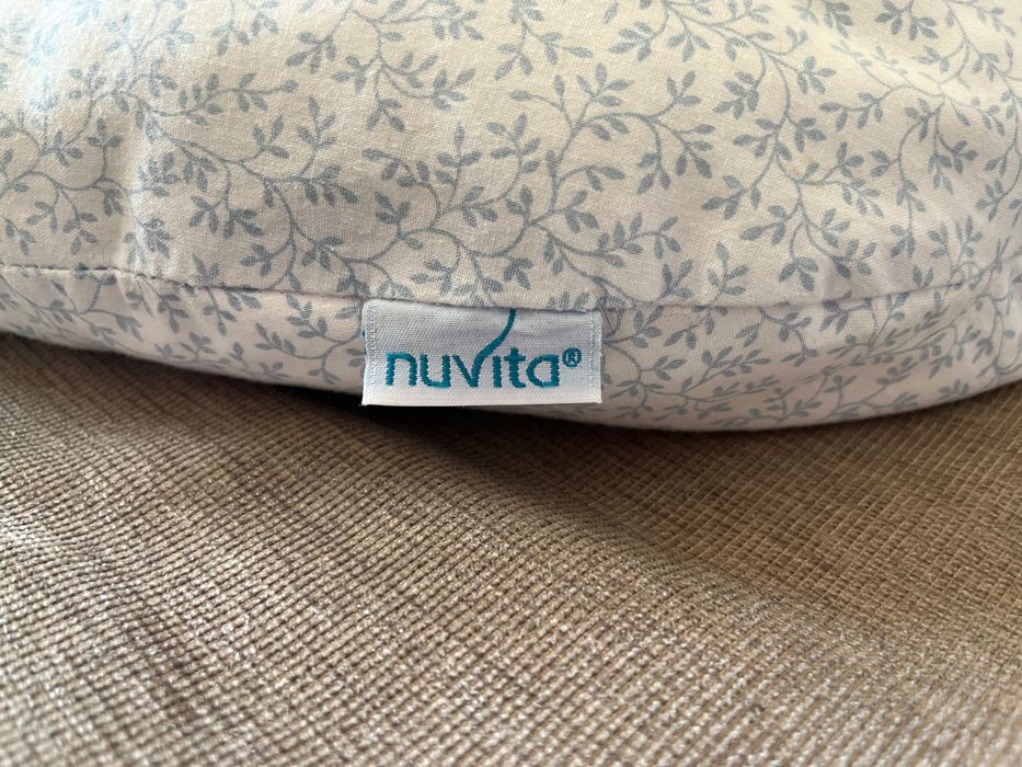 Възглавница за кърмене Nuvita
