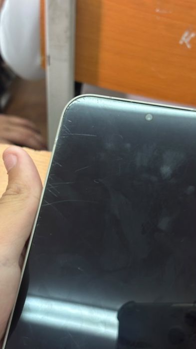 Продам OnePlus 15 норм состояния