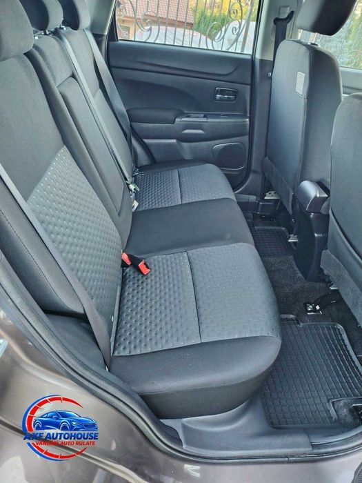 Mitsubishi ASX 1.8 DI-D INVITE 4WD - RAR efectuat - primul rand de NUMERE ROSII