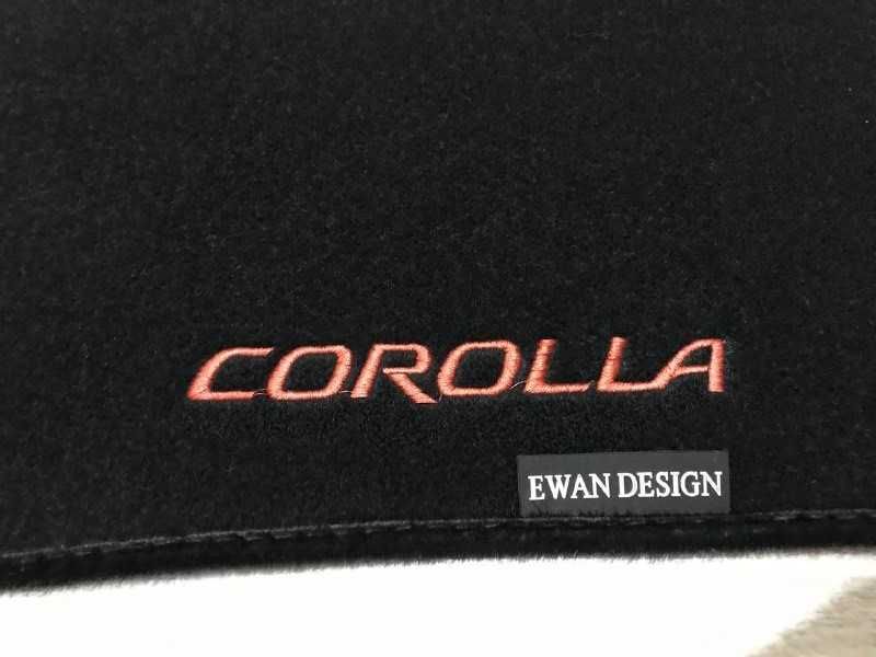 Накидка на панель тойота каролла